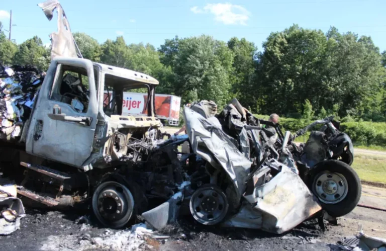 Why Iowa Families Suffer After a Truck Wreck