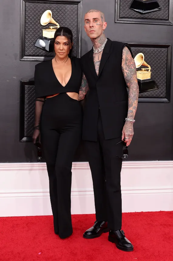 Kourtney Kardashian Height Everything You Need to Know