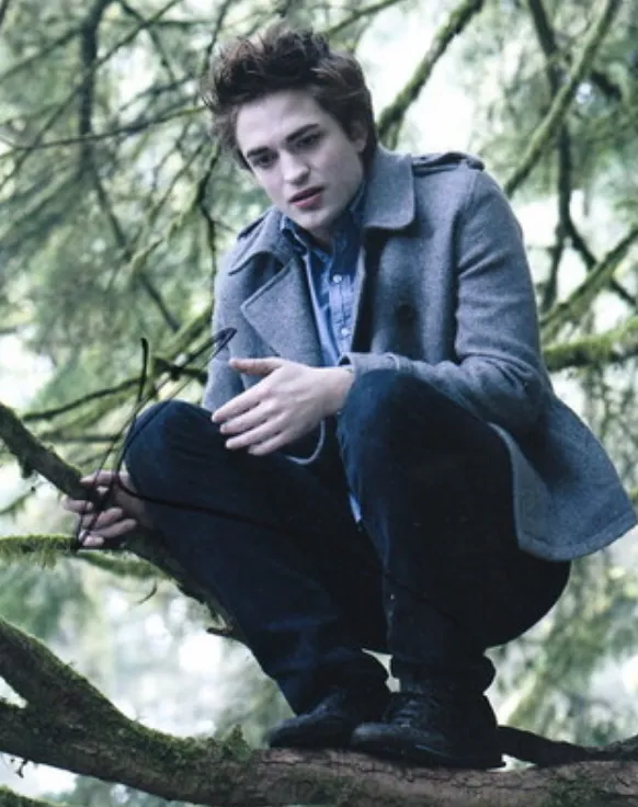 Robert Pattinson Height, Biography, Lifestyle, and Net Worth 2025